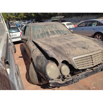 mercedes-benz clase e (w210) berlina diesel del año 1999