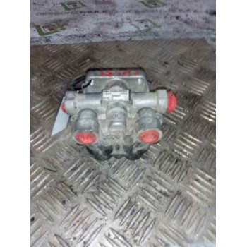VALVULA AIRE 81521516096 AE4613 VALVULA CUADRUPLE