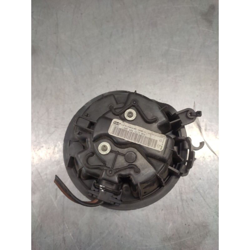 Recambio de ventilador calefaccion para citroën c3 hdi 70 furio referencia OEM IAM F665678C 3