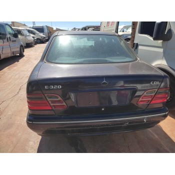 mercedes-benz clase e (w210) berlina diesel del año 1999