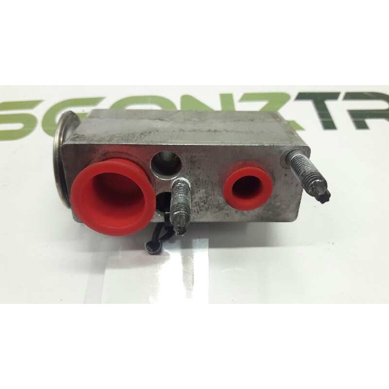 Recambio de valvula expansion para peugeot 207 sw confort referencia OEM IAM - Blanco 2