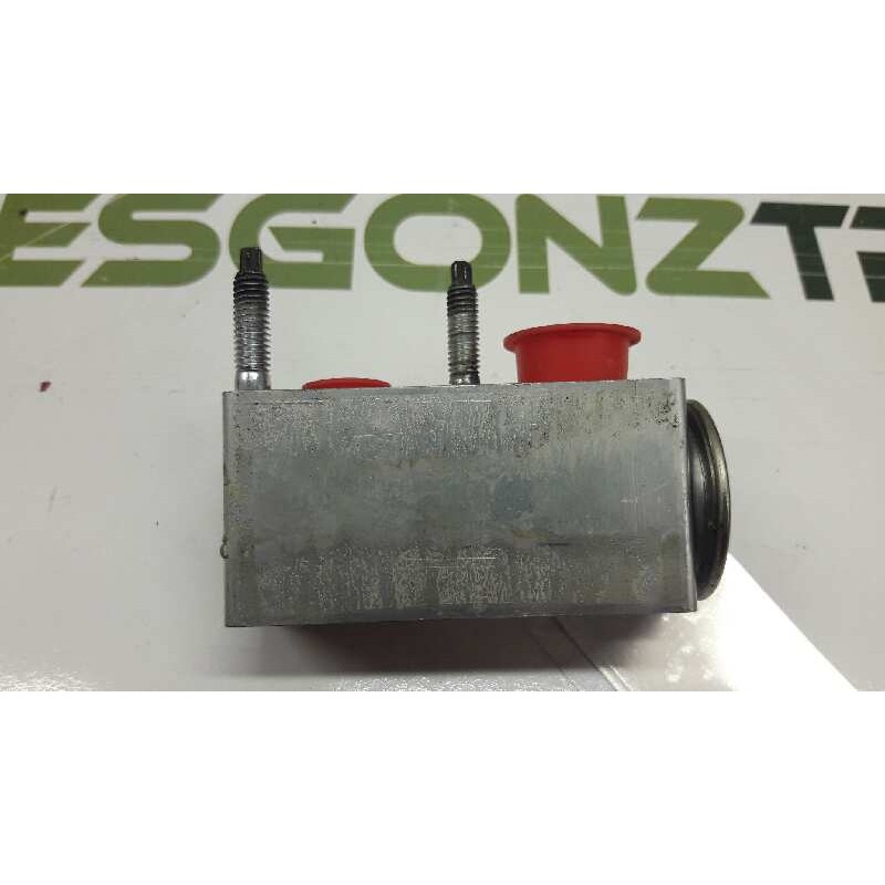 Recambio de valvula expansion para peugeot 207 sw confort referencia OEM IAM - Blanco 3