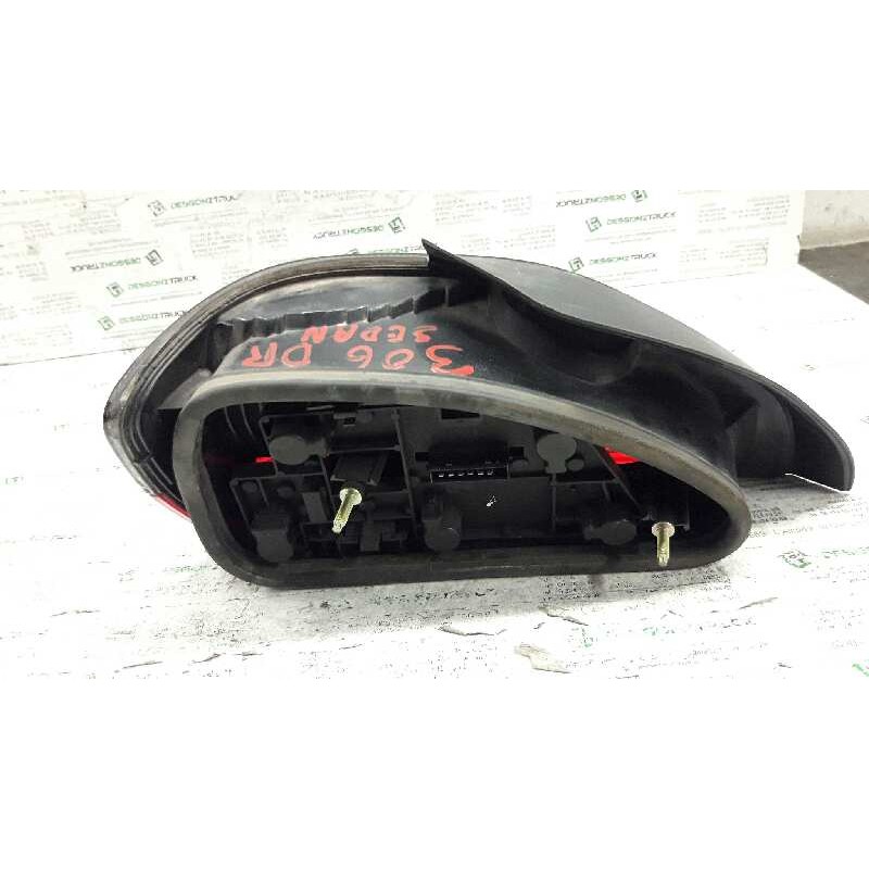 Recambio de piloto trasero derecho para peugeot 306 berlina 3/4/5 puertas (s2) style referencia OEM IAM 2