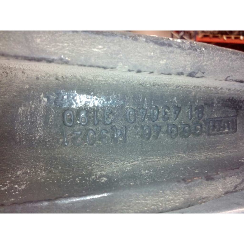 Recambio de soporte barra estabilizadora trasera para man l 2000 evolution l 2000 fg llc m (largura mediana) referencia OEM IAM - Blanco 2