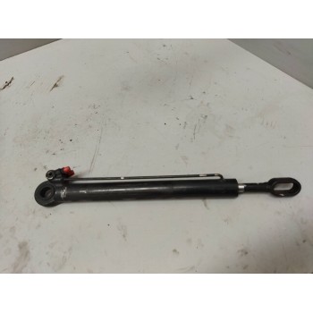 Recambio de brazo elevacion cabina para renault midlum fg xxx.12    e5 cabina para dormir referencia OEM IAM 20711129  