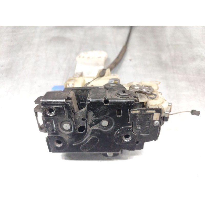 Recambio de cerradura puerta trasera derecha para seat ibiza iii (6l1) 1.9 tdi referencia OEM IAM 3B4839016AN  