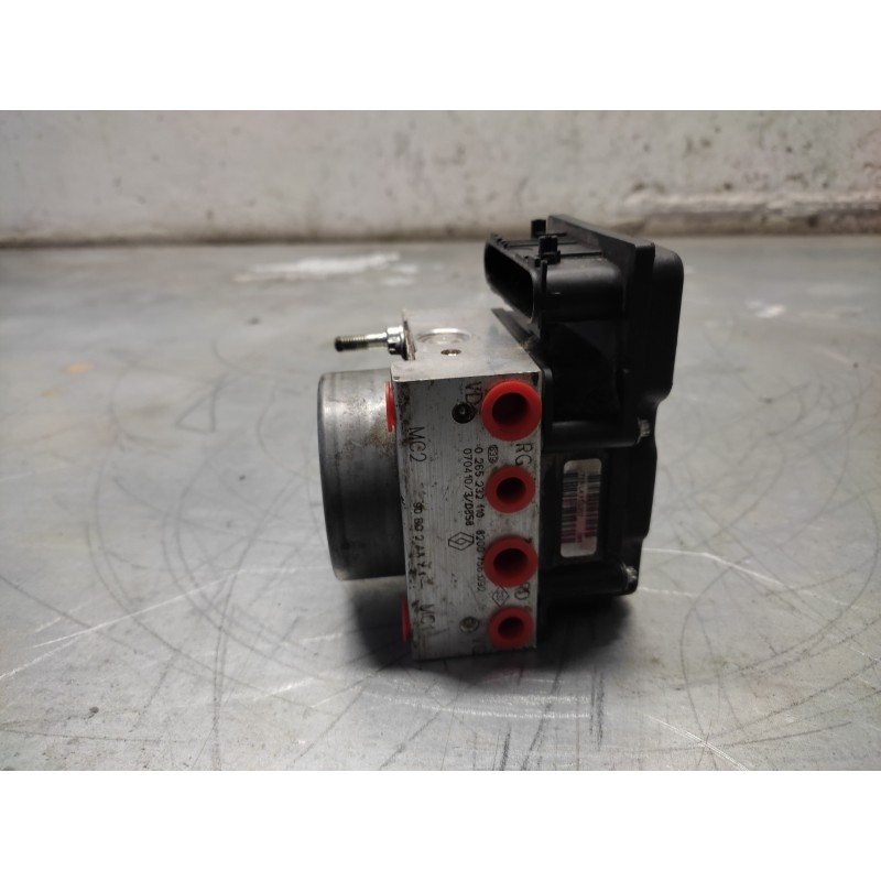 Recambio de abs para dacia logan básico referencia OEM IAM  8200756092 2
