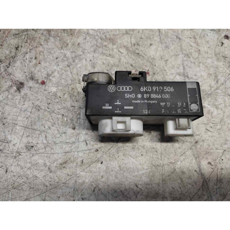 Recambio de rele electroventiladores para seat ibiza (6k) básico referencia OEM IAM 6K0919506 898846000 10/3 PINS