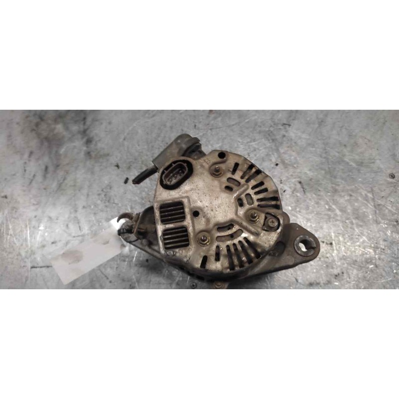 Recambio de alternador para toyota yaris (ncp1/nlp1/scp1) 1.3 cat referencia OEM IAM 1022115300 2700023040 3