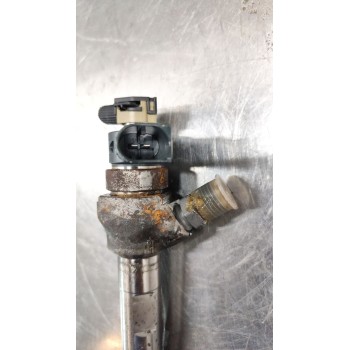 Recambio de inyector para audi a3 (8v1, 8vk) 2.0 tdi quattro referencia OEM IAM 04L130277AC  0445110469
