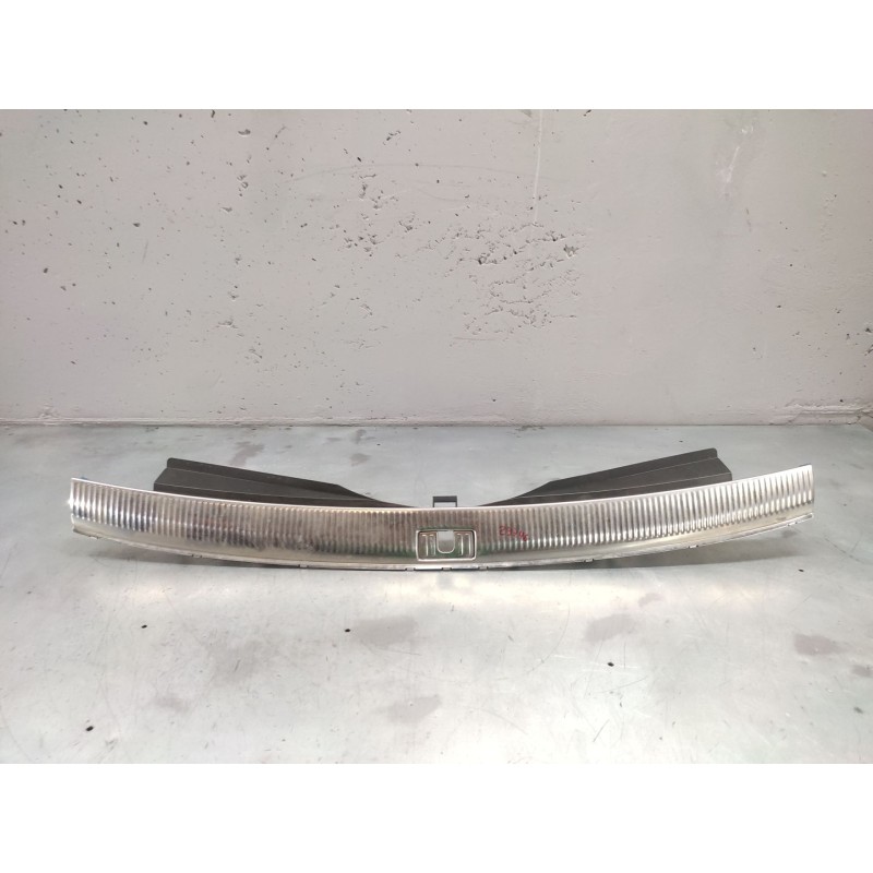 Recambio de guarnecidos maletero derecho para audi q7 (4l) 3.0 tdi (176kw) referencia OEM IAM 4L0864483  4L0864483A