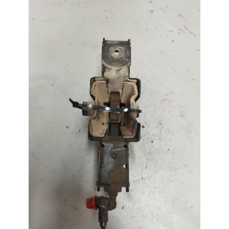 Recambio de cierre cabina derecho para scania serie p/g/r (c-clase) 12.7 diesel referencia OEM IAM 1519436 - Rojo 2