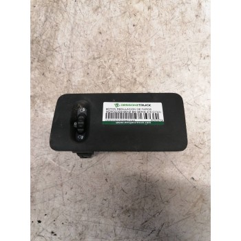 BOTON REGULACION DE FAROS 8200379685 4 PINS 