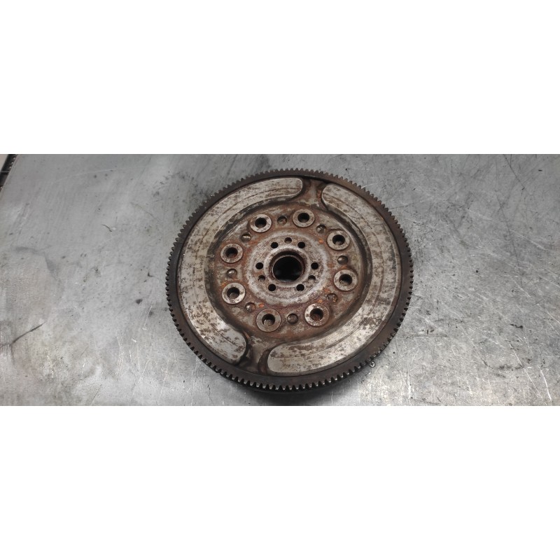 Recambio de volante motor para peugeot 308 premium referencia OEM IAM 3