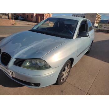 seat ibiza (6l1) del año 2002