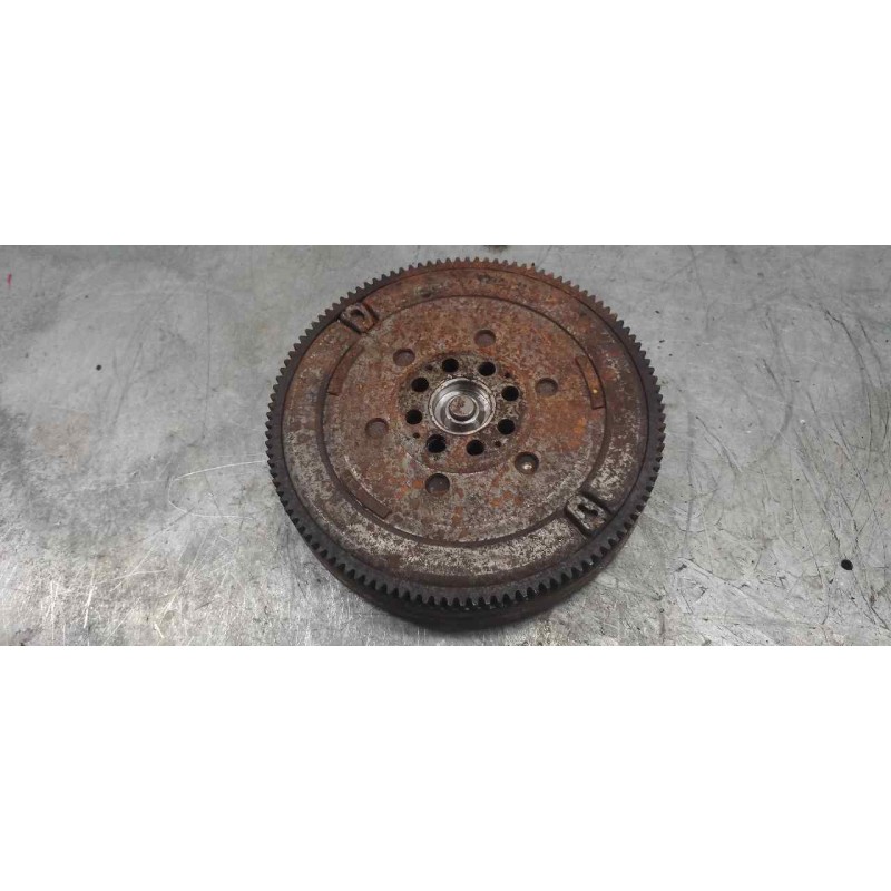 Recambio de volante motor para bmw serie 1 berlina (e81/e87) 120d referencia OEM IAM 3