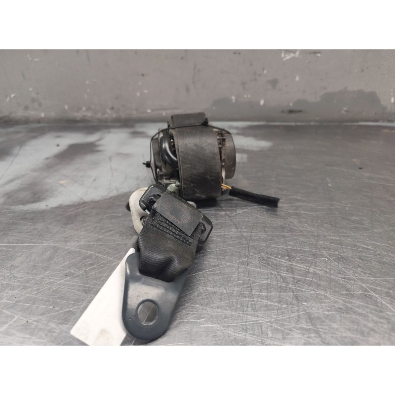 Recambio de cinturon seguridad delantero izquierdo para peugeot 207 sw confort referencia OEM IAM - Blanco 2