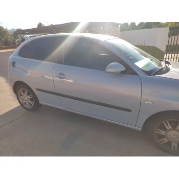 seat ibiza (6l1) del año 2002