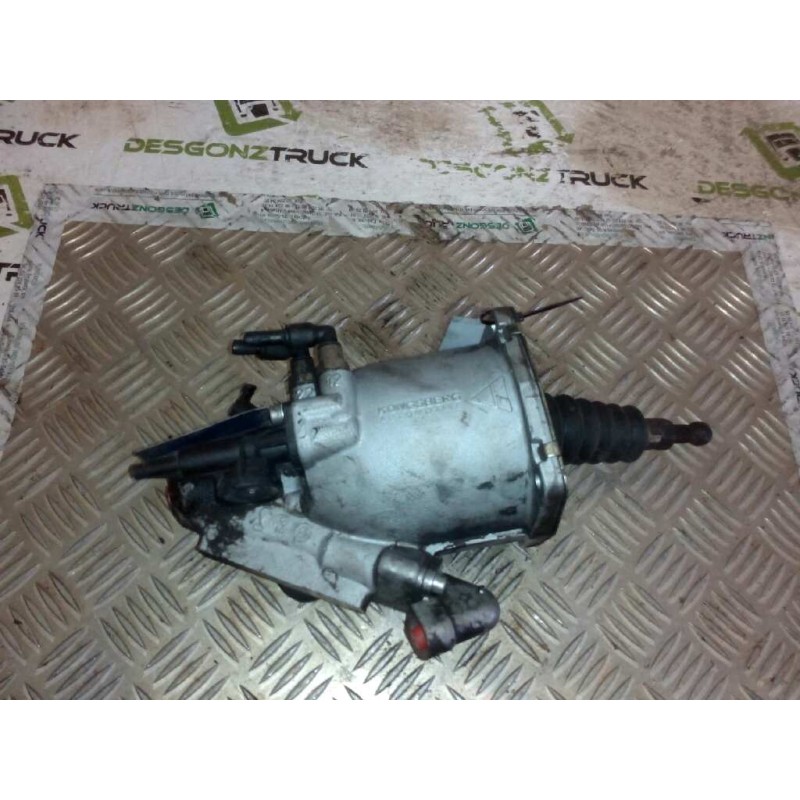 Recambio de servo embrague para renault magnum ab 2005 cabina adel.tractor semirr. gv  4x2 4xx.18 gran espacio referencia OEM IA - Blanco