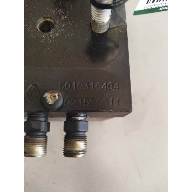 Recambio de bomba elevacion cabina para renault midlum fg 270.12/c e3 cabina para dormir referencia OEM IAM 5010316404 021856011 - Rojo 2