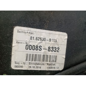 Recambio de guarnecido puerta delantera izquierda para man tgs referencia OEM IAM 81626306105  81626306147