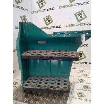 Recambio de peldaño derecho para scania trucks serie 3 93 m/280 (282cv) referencia OEM IAM   
