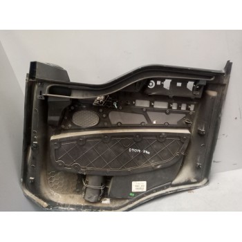 Recambio de guarnecido puerta delantera izquierda para man tgs referencia OEM IAM 81626306105  81626306147