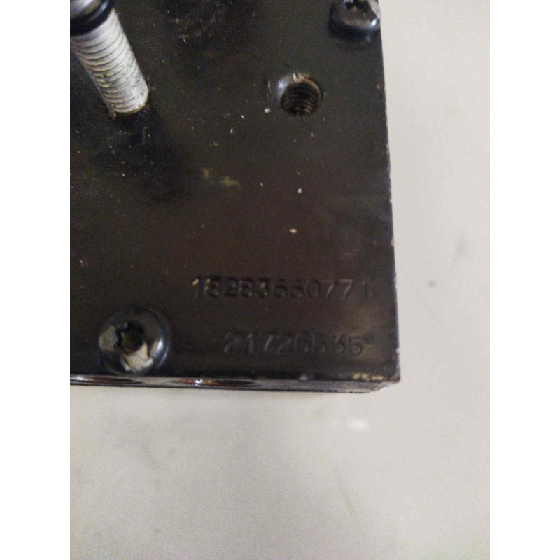 Recambio de bomba elevacion cabina para renault serie t 12.8 diesel referencia OEM IAM 21726535 18283660771 - Blanco 3