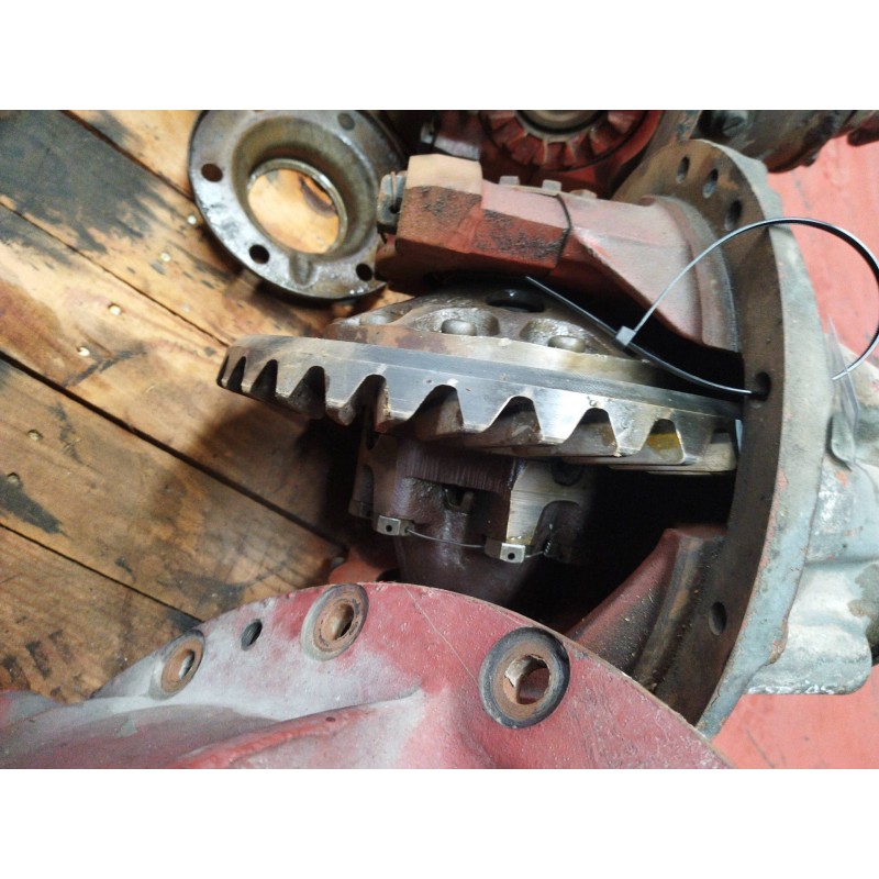 Recambio de grupo para nissan trucks l80.09 l80.14 referencia OEM IAM GD320 RATIO=8X35 2