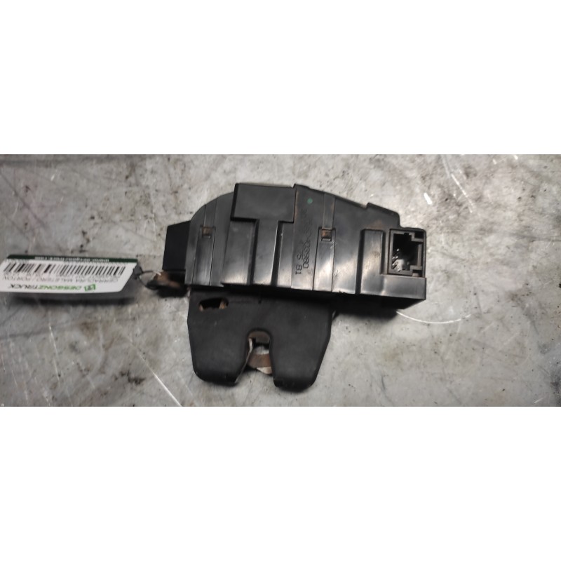 Recambio de cerradura maletero / porton para peugeot 207 urban referencia OEM IAM 9660403980 3 PINS 2