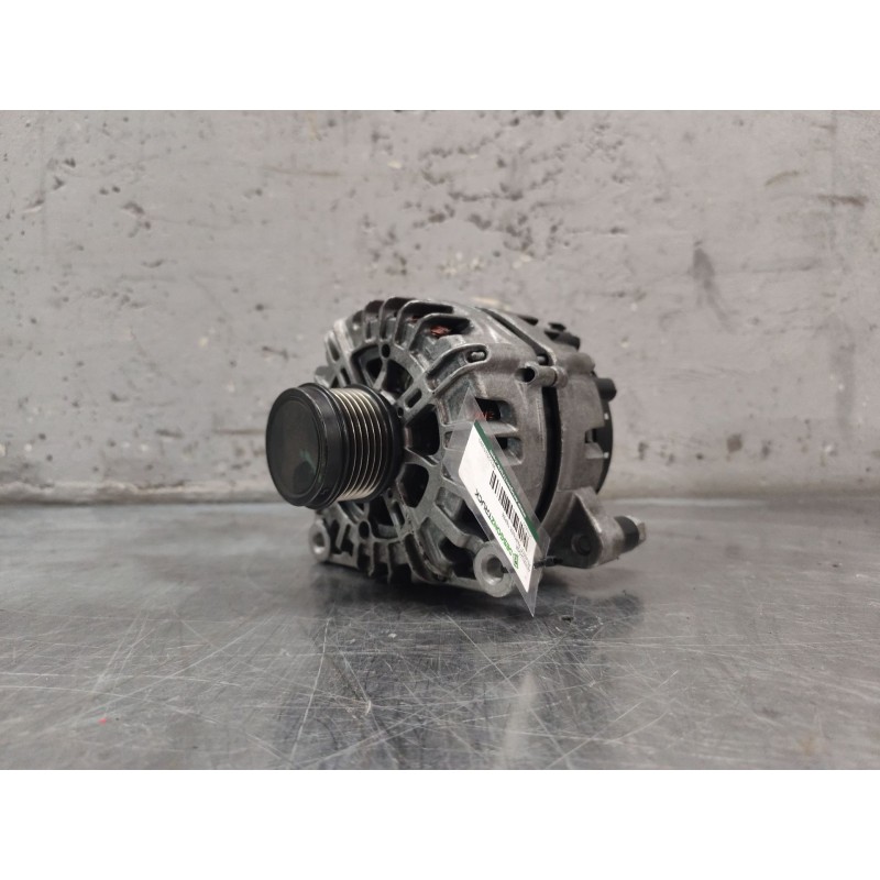 Recambio de alternador para peugeot partner tepee 1.6 bluehdi 100 referencia OEM IAM 9810525380  