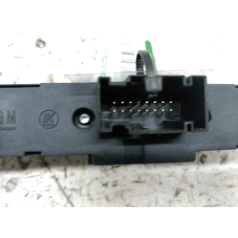 Recambio de warning para opel astra gtc cosmo referencia OEM IAM 13100105 03758075 - Negro 4
