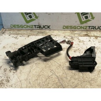 Recambio de caja reles / fusibles para audi a8 (4e2) 3.7 quattro referencia OEM IAM 4E0971845  