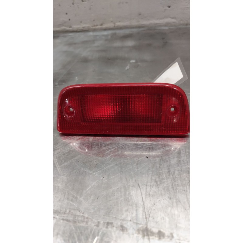 Recambio de piloto trasero central para nissan nv200 furgoneta 1.5 dci 90 (m20, m20m) referencia OEM IAM   
