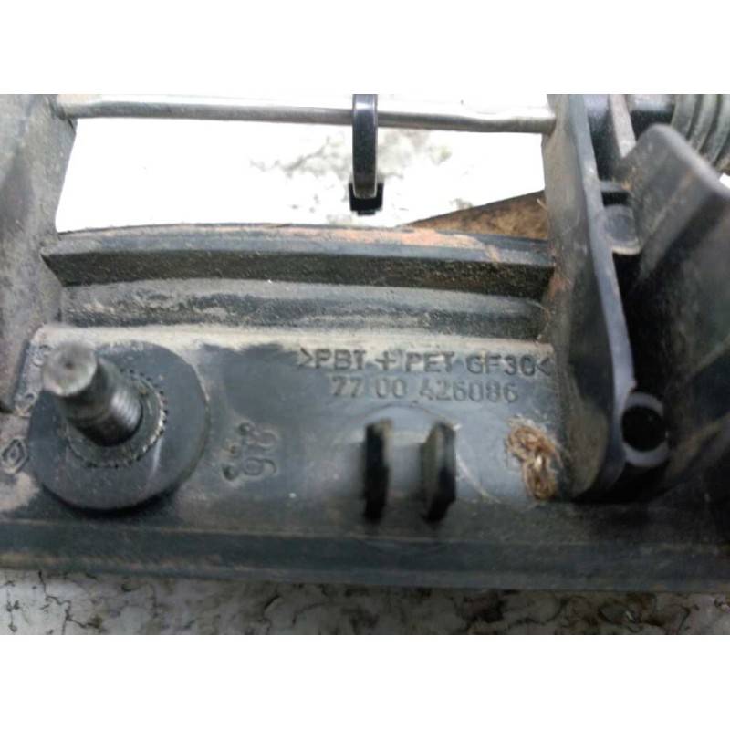 Recambio de maneta exterior trasera izquierda para renault clio ii fase i (b/cbo) 1.9 d referencia OEM IAM  PUERTA 2
