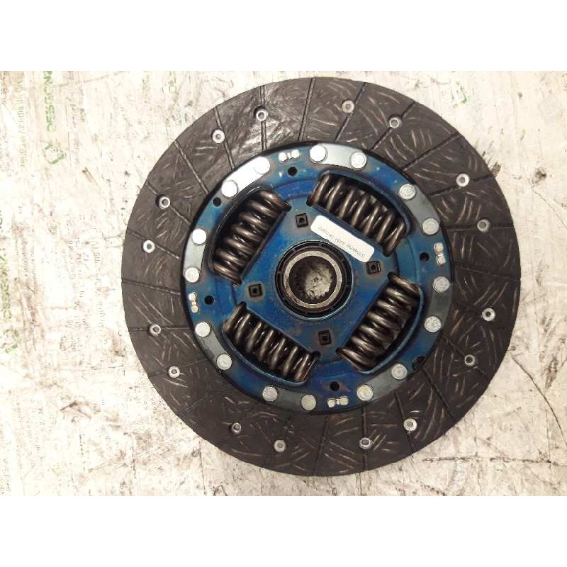 Recambio de kit embrague para kia carens 2.0 crdi ex monovolumen referencia OEM IAM HDC69 HD105 5