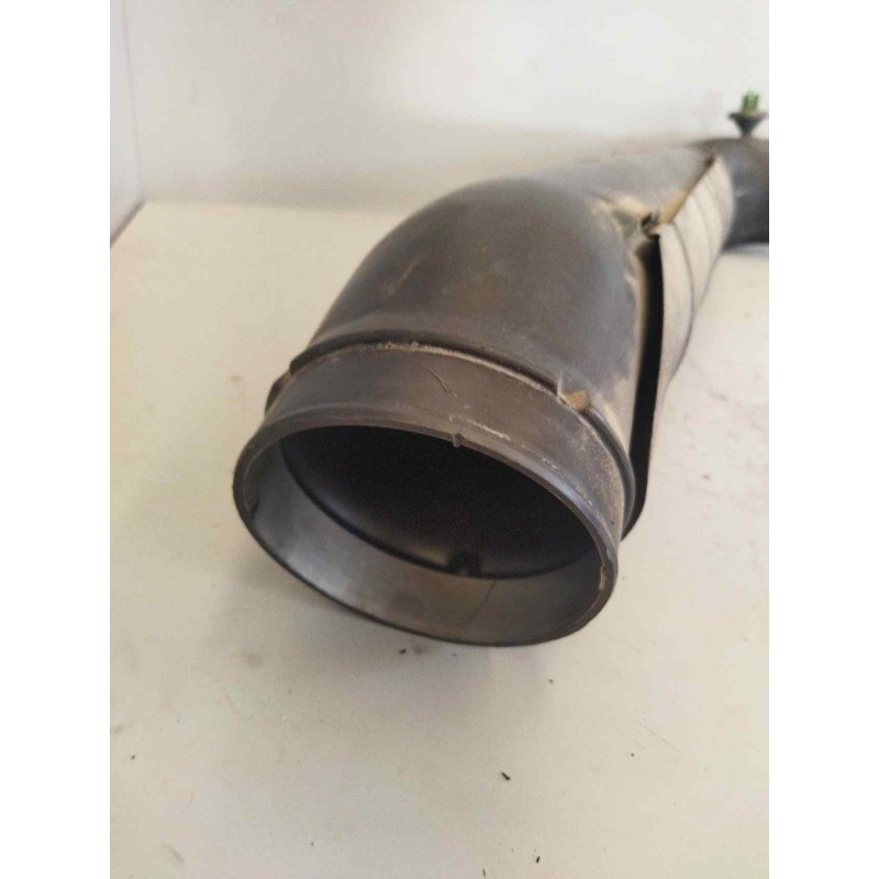 Recambio de tubo admision para volvo fh 12 asta 1993 e1 12.1 diesel (d12d420) referencia OEM IAM 1675536 - Blanco 3