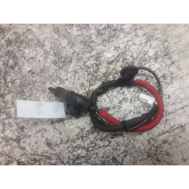 Recambio de captador abs para kia shuma ii 1.6 ls berlina portón referencia OEM IAM 0K2N143711 2 PINS TRASERO DERECHO - Azul 2