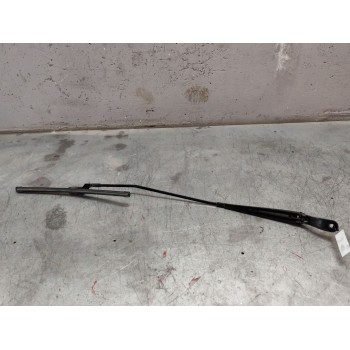 Recambio de brazo limpia delantero derecho para peugeot partner tepee 1.6 bluehdi 100 referencia OEM IAM   