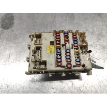 CAJA RELES / FUSIBLES 243505M300 