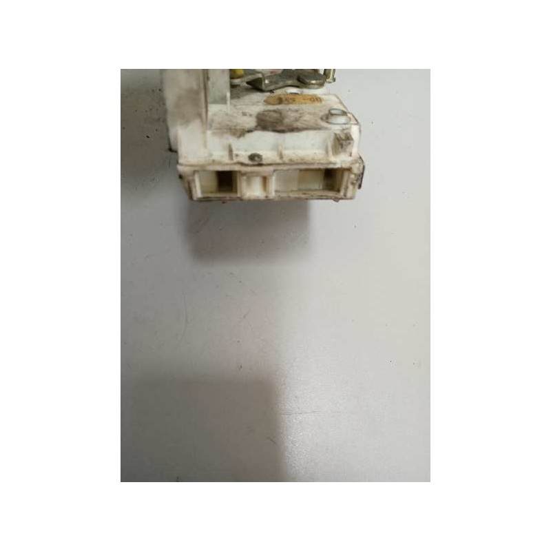 Recambio de cerradura puerta delantera derecha para iveco eurocargo 7.7 diesel referencia OEM IAM - Rojo 3
