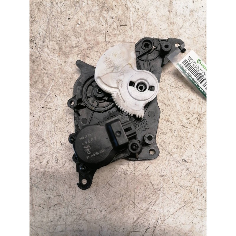 Recambio de motor apertura trampillas climatizador para ford focus lim. (cb4) titanium referencia OEM IAM 3M5H19E616AB 6 PINS - Blanco