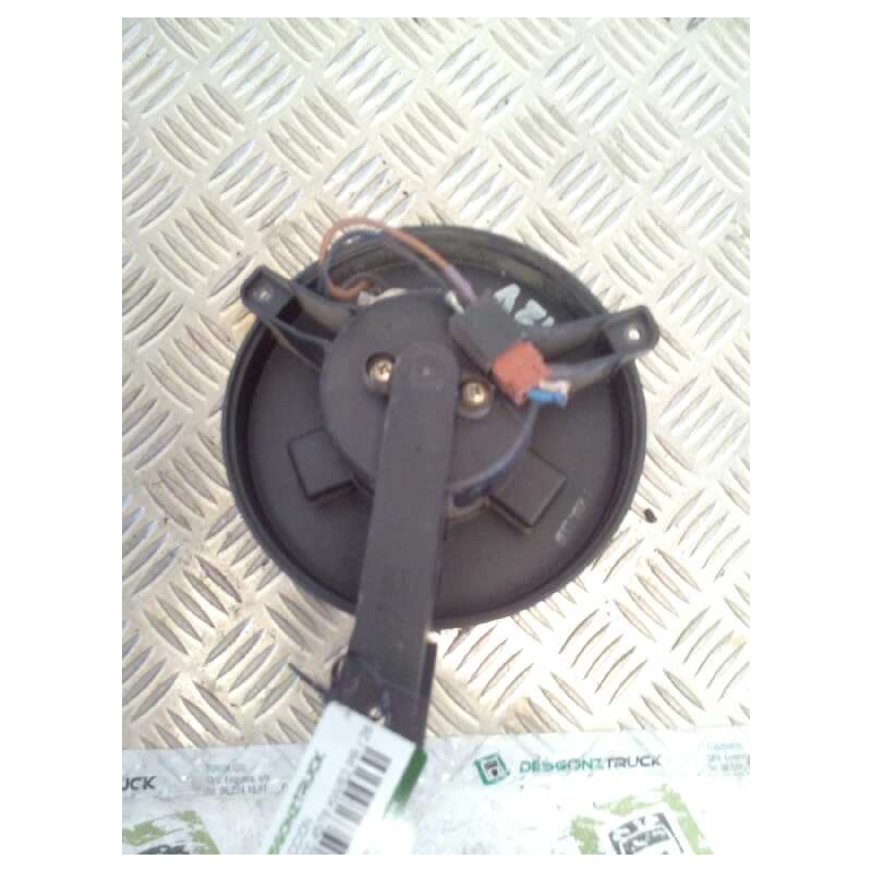 Recambio de motor calefaccion para nissan eco - t 100.45/78 kw/e2 pr / 2800 / 4.5 cabina individual referencia OEM IAM - Azul