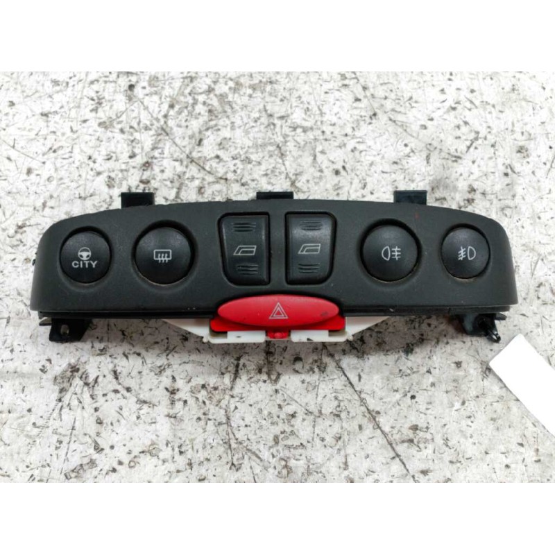 Recambio de botonera para fiat punto berlina (188) 1.2 cat referencia OEM IAM   