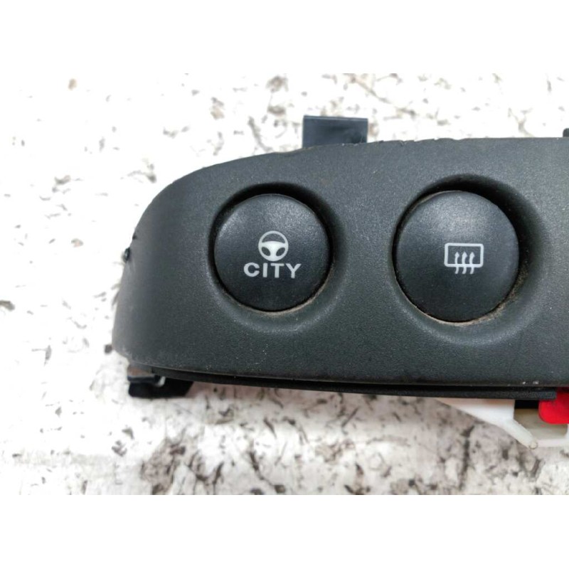 Recambio de botonera para fiat punto berlina (188) 1.2 cat referencia OEM IAM - Gris 2