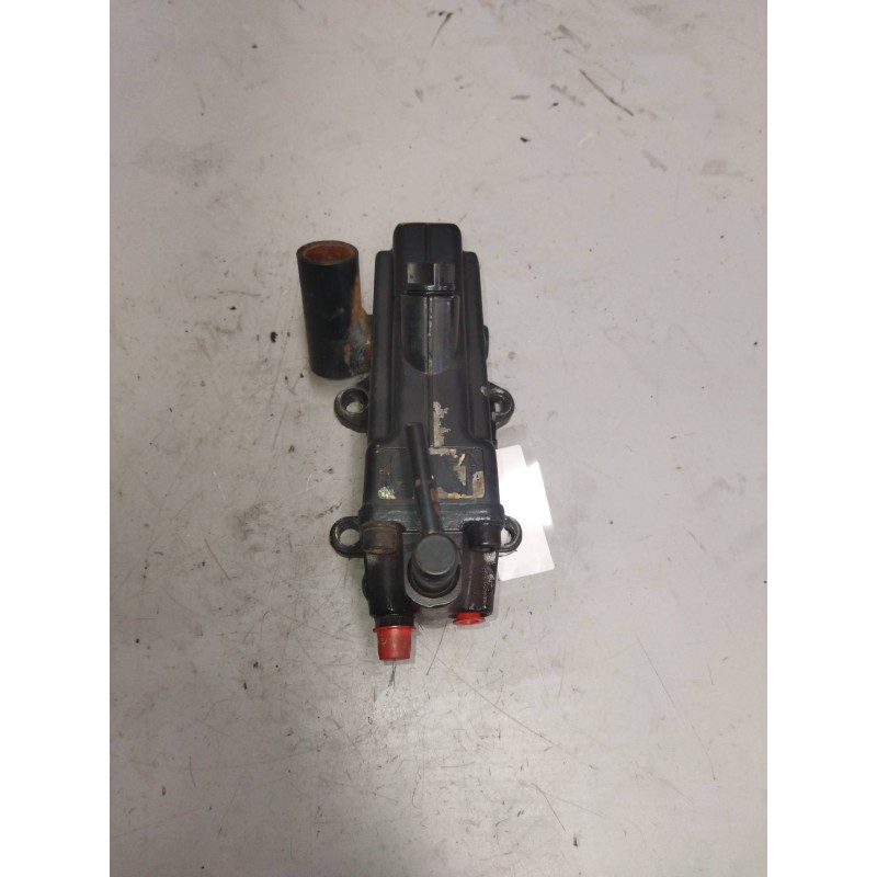 Recambio de bomba elevacion cabina para renault midlum fg xxx.12    e5 cabina para dormir referencia OEM IAM 20711127  