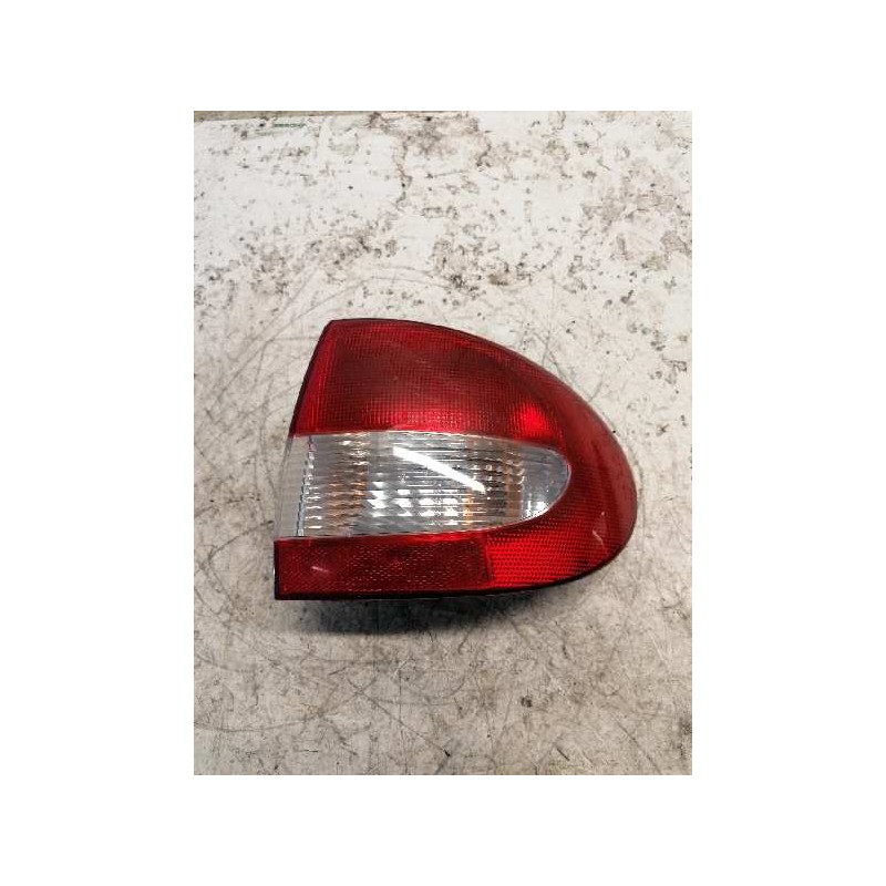Recambio de piloto trasero derecho para renault megane i fase 2 classic (la..) 1.4 16v expression referencia OEM IAM   4 PINS - Verde