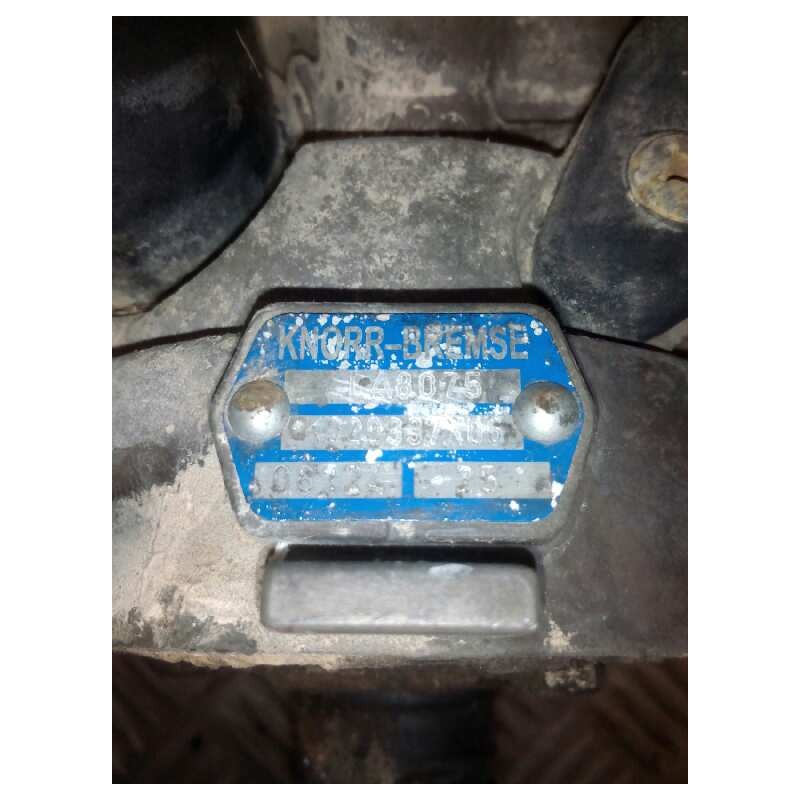 Recambio de valvula aire para renault hr 420.18/26 premium 01  fsa 4x2 420.18 larga distancia referencia OEM IAM 5001874282 LA80 - Blanco 2