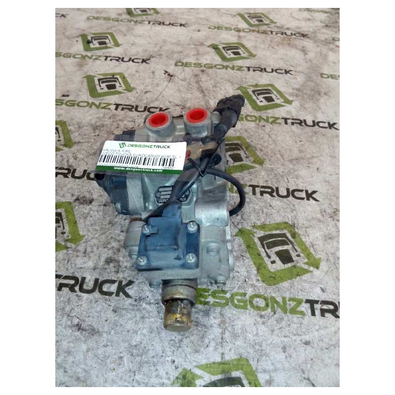 Recambio de valvula aire para iveco eurocargo 05.03  fg 80 e larga distancia referencia OEM IAM DX65C 05306 VALVULA TRANSMISSOR - Blanco