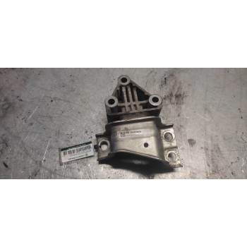 SOPORTE MOTOR DERECHO 1363376080 